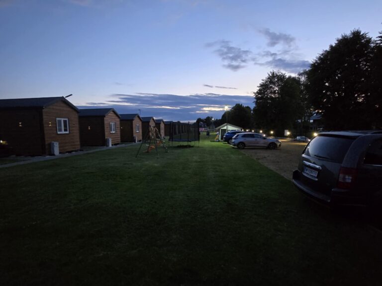 d5529726-e5f7-4ccb-bcb0-11d4e5be6a55