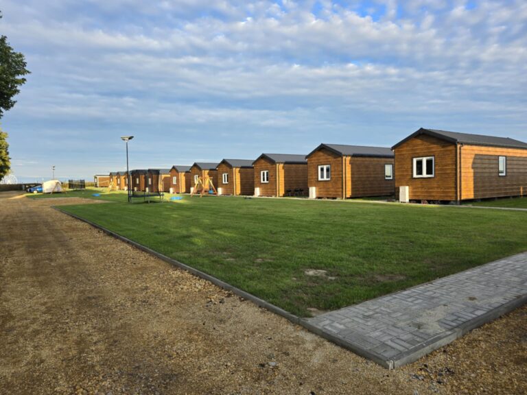 deca3d27-3154-490c-8617-cab23a9b638e